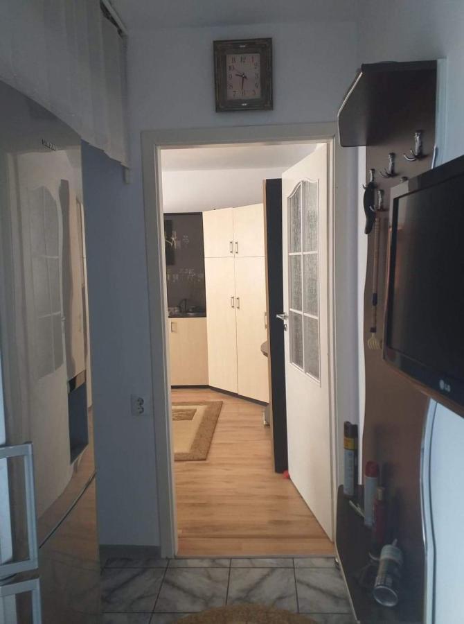 Apartament Cu Regim Hotelier In Dr.Tr. Severin Drobeta Turnu Severin Eksteriør billede